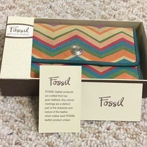 Fossil multi-colored zigzag striped leather wallet
